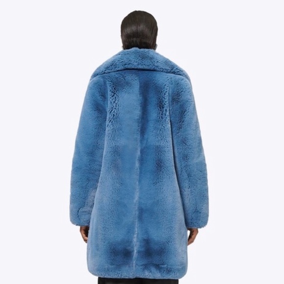 Marc Jacobs blue faux fur coast NEVER WORN with tags on from 2018 runway! - Picture 2 of 6